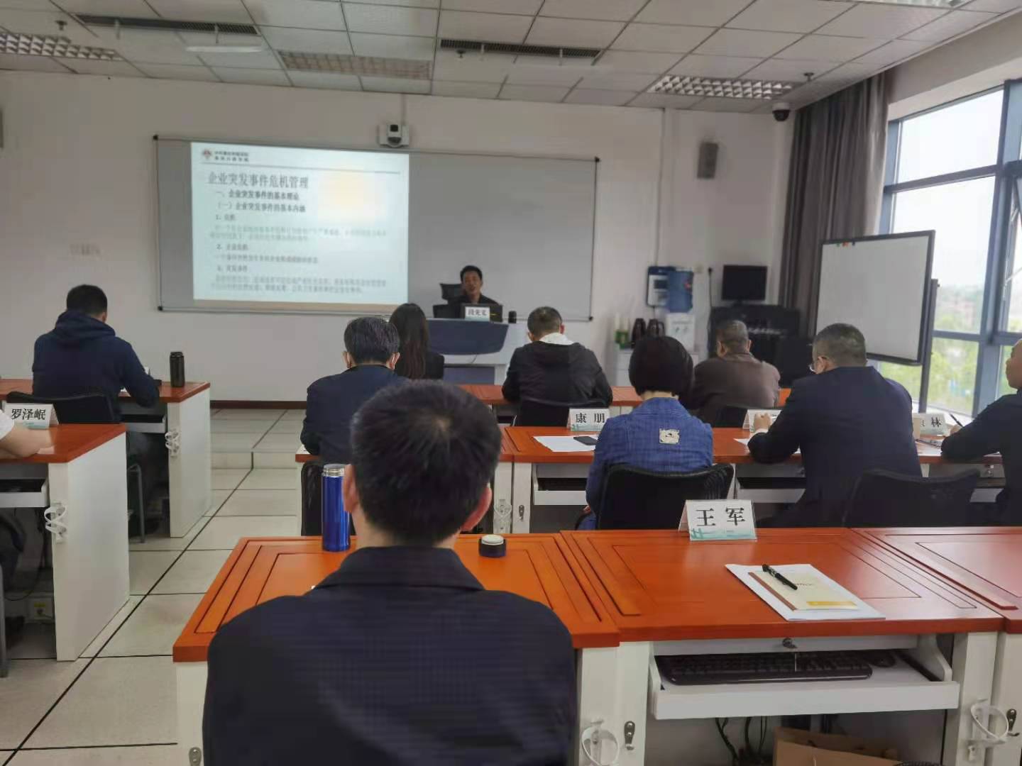 1624968910547656.jpg 1624968910547656.jpg