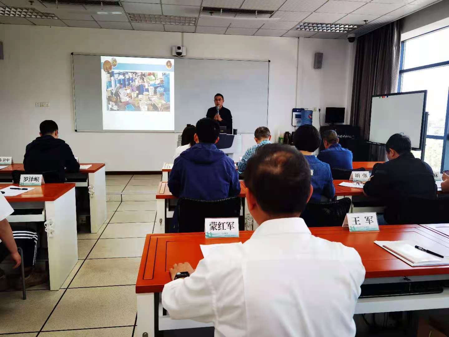 1624968956721342.jpg 1624968956721342.jpg